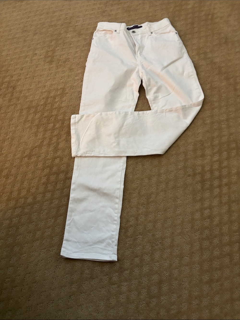 Gloria Vanderbilt White Straight-Leg Jeans